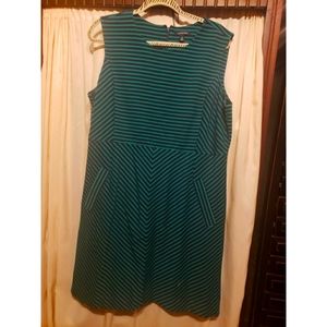 Lands End 18 sheath dress with Pockets Teal Navy stripe